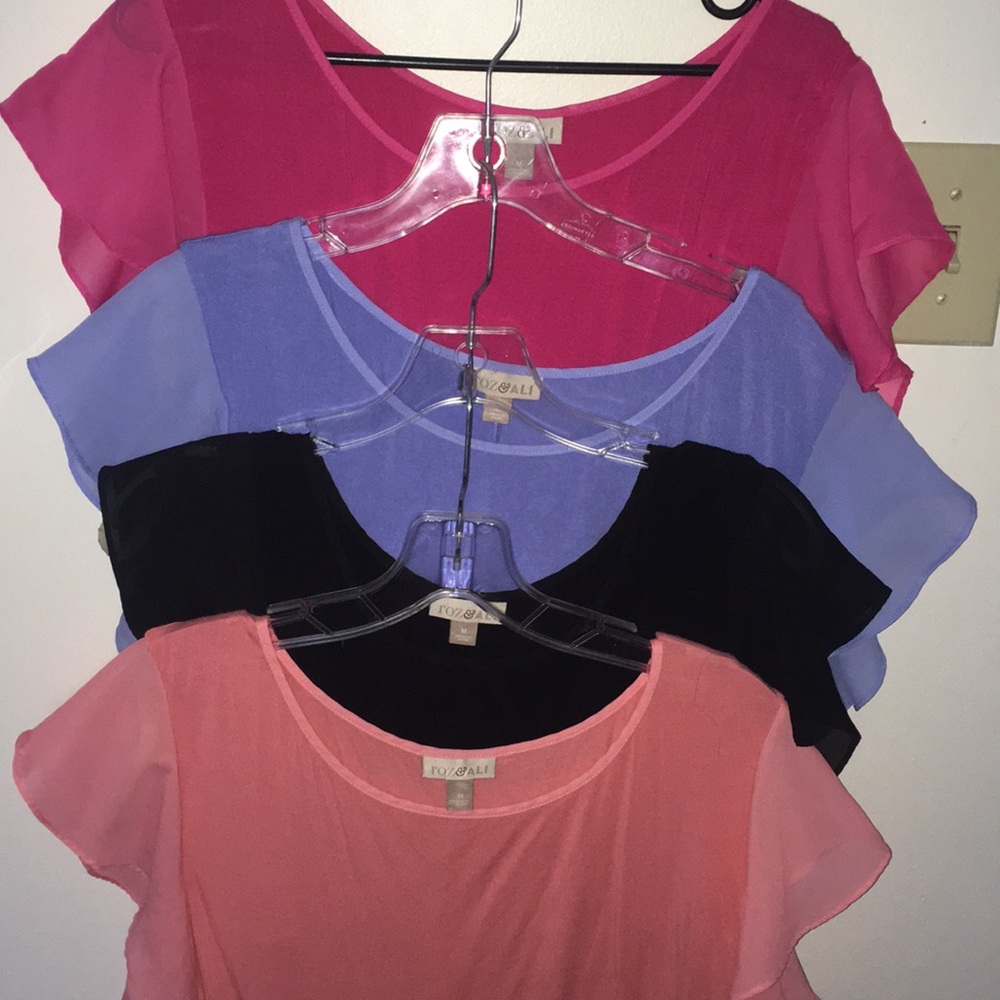 Roz & Ali flutter sleeve tops